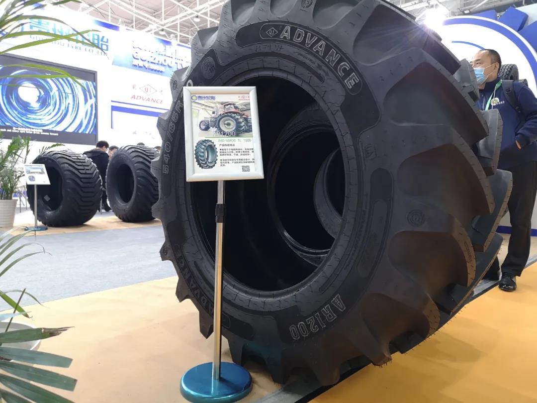 高效率农业子午胎——AR1200 高效率农业子午胎——AR1200