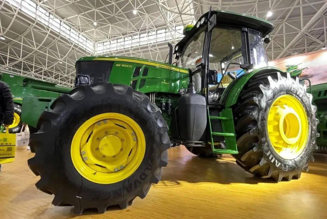 高效率农业子午胎——R-1W展示 高效率农业子午胎——R-1W展示