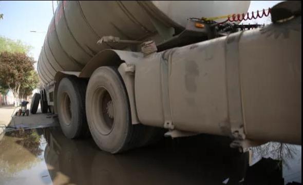 不过随着五月重卡销量下滑,天然橡胶价格颓然直下 不过随着五月重卡销量下滑,天然橡胶价格颓然直下