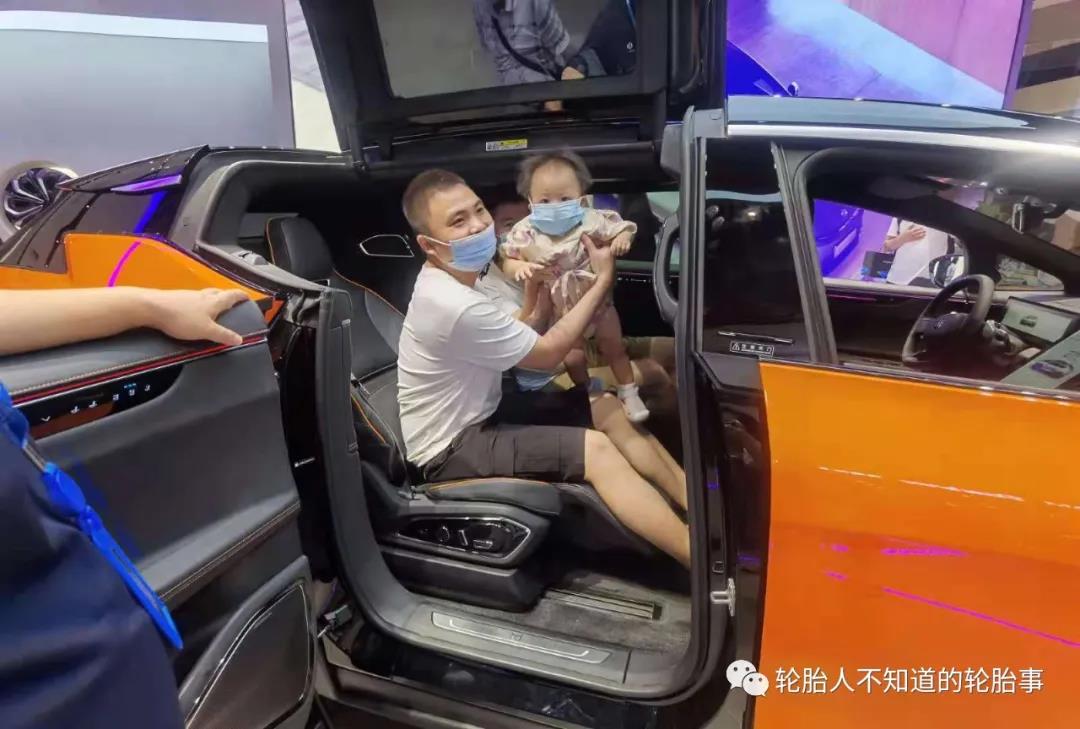 终端市场:暂未将成本“转嫁”给消费者 终端市场:暂未将成本“转嫁”给消费者