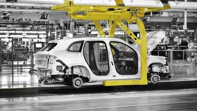 “黑灯工厂”诞生了明星车型星越 “黑灯工厂”诞生了明星车型星越