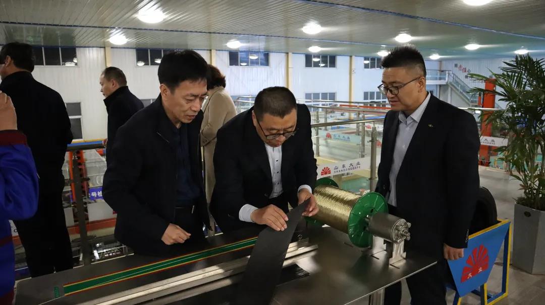 “全球十大最具价值轮胎品牌” “全球十大最具价值轮胎品牌”