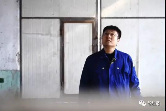 24年间,薛冰的成长重叠着豪迈的发展 24年间,薛冰的成长重叠着豪迈的发展